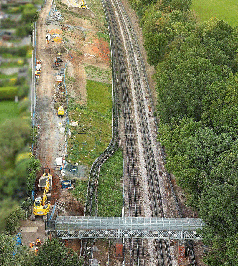 Chigwell Embankment - image 9